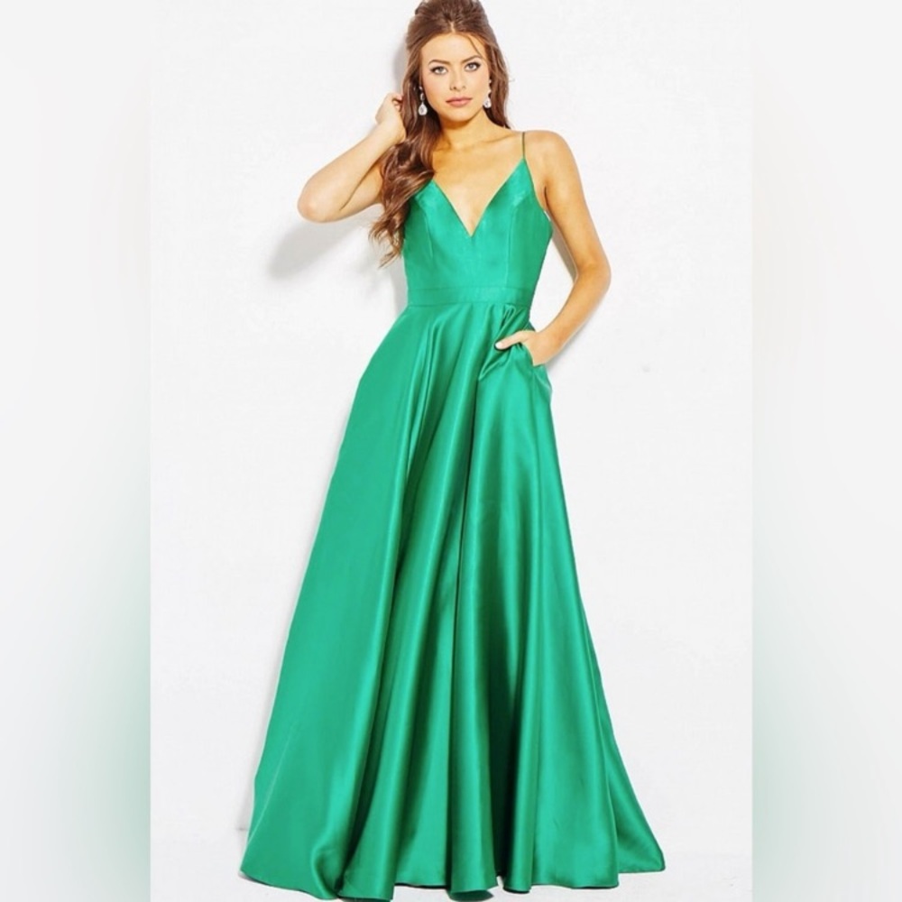 JOVANI Green Emerald Fit and Flare Gown